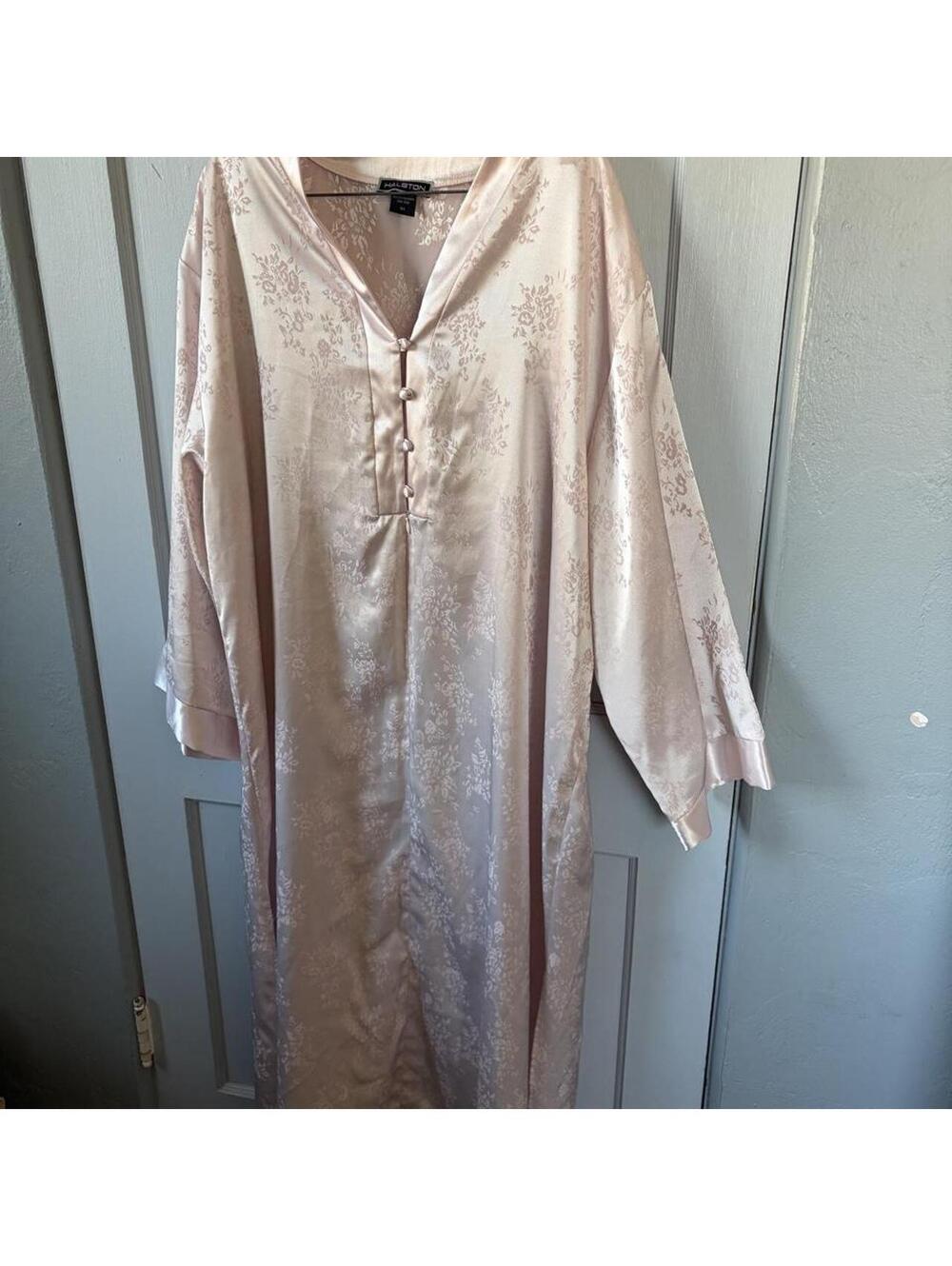 Halston Women's Pink Rob